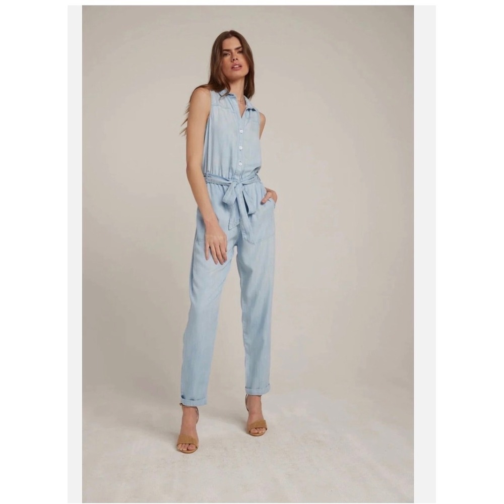 Bella Dahl Sleeveless Tencel Jumpsuit Light Wash Blue